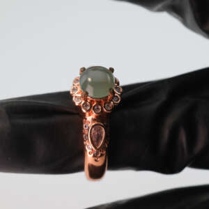 Floral jadeite ring